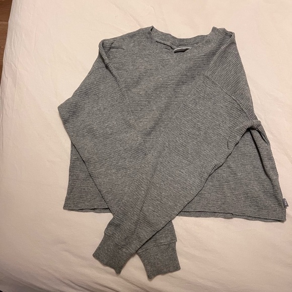 Grey Waffle Aritzia Longsleeve - Picture 1 of 2